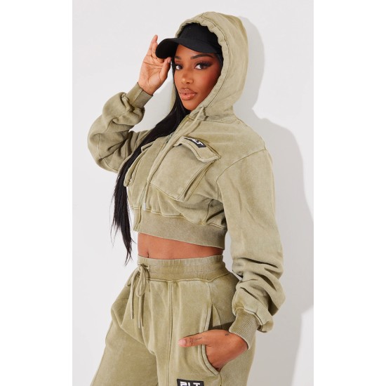 PRETTYLITTLETHING Shape Olive Washed Cargo Cropped Hoodie PRETTYLITTLETHING Shape Olive Washed Cargo Cropped Hoodie